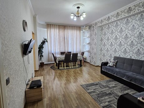 Kirayə 2 otaqlı mənzil, 62 m², İnşaatçılar: 600 ₼/ay 3
