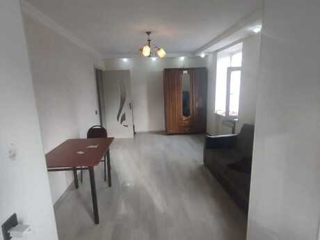 Elan №6153283 - Bakı, İnşaatçılar m., 2 otaqlı, 40 m², 5/5 mərtəbə