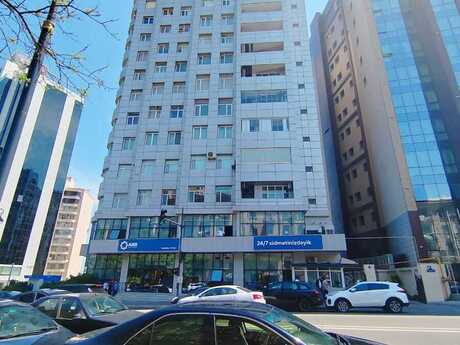 Объявление №6153374 - Баку, м. Элмляр Академиясы, 3-комн., 150 м², 12/14 этаж