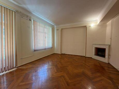 Elan №6153402 - Bakı, Sahil m., 3 otaqlı, 110 m², 3/4 mərtəbə