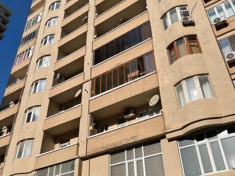 Объявление №6153462 - Баку, м. Элмляр Академиясы, 2-комн., 92.2 м², 7/17 этаж