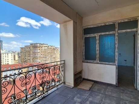 4-room apartment, 205 m², Nizami: 589 000 ₼ 3