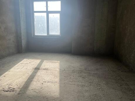 3 otaqlı yeni tikili - Ağ şəhər q. - 110 m²