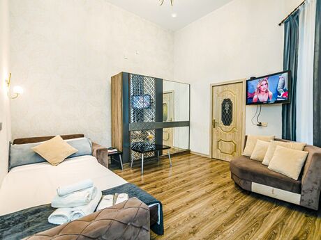 Elan №6154243 - Bakı, Sahil m., 2 otaqlı, 72 m², 2/3 mərtəbə