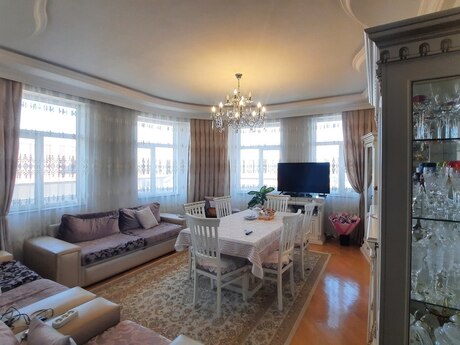 Объявление №6154269 - Баку, м. Кара Караев, 4-комн., 160 м², 2/13 этаж