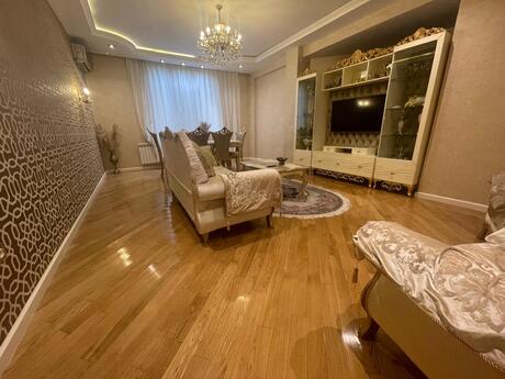 28 Mayda 5 otaqlı yeni tikili mənzil satılır, 250 m², 750 000 AZN, şəkil 5 / 12