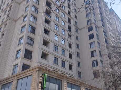 Elan №6154425 - Bakı, Nərimanov r., 4 otaqlı, 176 m², 4/17 mərtəbə