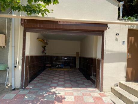 7-комн. дом/дача - пос. Бадамдар - 250 м²