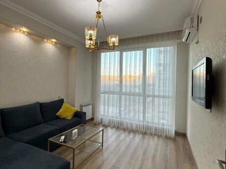 Объявление №6154849 - Баку, м. 20 января, 2-комн., 65 м², 4/20 этаж