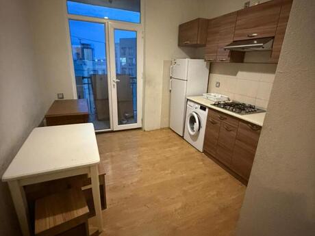 Elan №6154860 - Bakı, Yasamal r., 3 otaqlı, 80 m², 11/12 mərtəbə