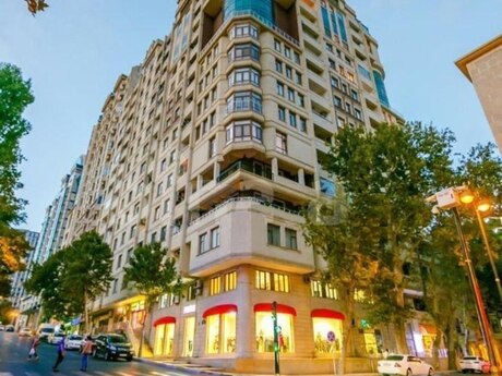 Elan №6154890 - Bakı, 28 May m., 4 otaqlı, 244 m², 5/16 mərtəbə