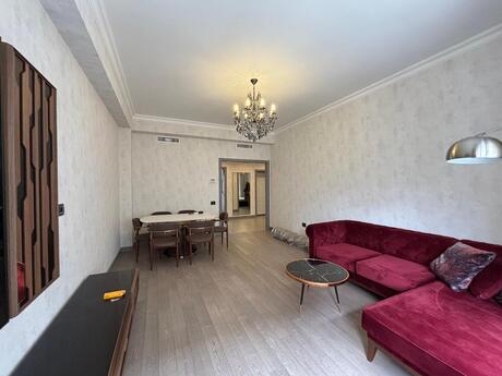 Kirayə 2 otaqlı mənzil, 100 m², Ağ şəhər: 2 000 ₼/ay 4
