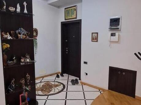 3 otaqlı mənzil, 137 m², 28 May: 595 000 ₼ 3
