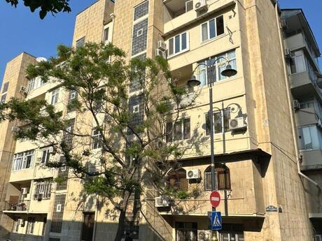 2 otaqlı köhnə tikili - İçəri Şəhər m. - 55 m²