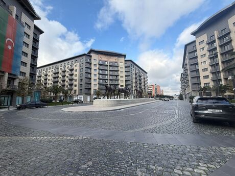Elan №6155170 - Bakı, Ağ şəhər q., 4 otaqlı, 208 m², 3/8 mərtəbə