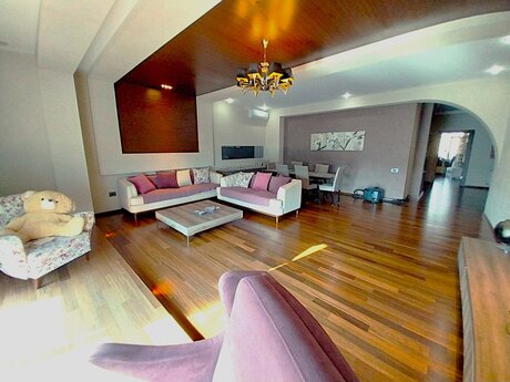 Elan №6155247 - Bakı, Nizami m., 4 otaqlı, 183 m², 17/18 mərtəbə