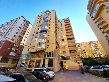 Elan №6155338 - Bakı, Yeni Yasamal q., 3 otaqlı, 135 m², 10/13 mərtəbə
