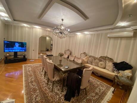 Elan №6117392 - Bakı, Gənclik m., 3 otaqlı, 138 m², 14/17 mərtəbə