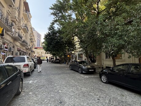 Elan №6155451 - Bakı, Sahil m., 3 otaqlı, 111 m², 2/3 mərtəbə
