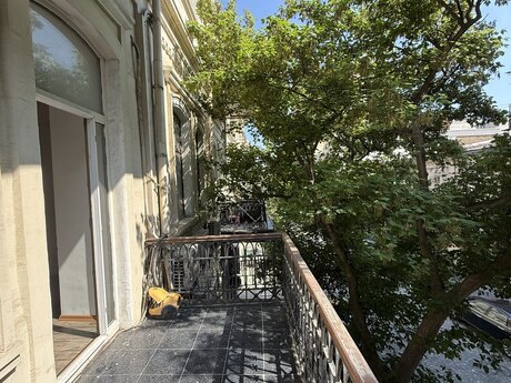 3-комнатная квартира, 111 м², Sahil: 370 430 ₼ 2