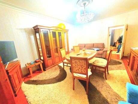 Elan №6081557 - Bakı, Qara Qarayev m., 3 otaqlı, 100 m², 2/5 mərtəbə