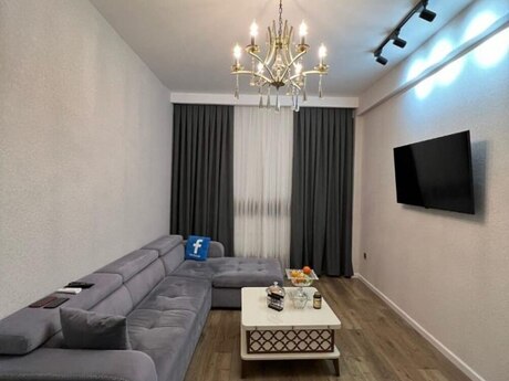 Elan №6155896 - Bakı, Memar Əcəmi m., 2 otaqlı, 57 m², 2/5 mərtəbə