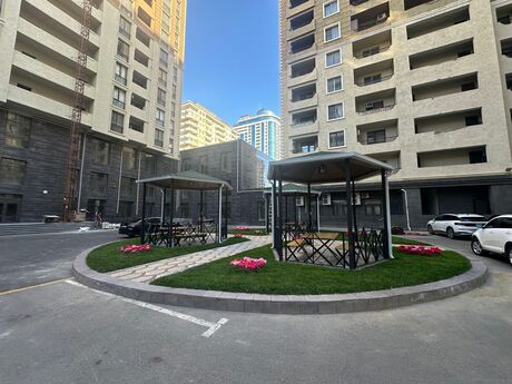 Elan №4852655 - Bakı, Şah İsmayıl Xətai m., 2 otaqlı, 70 m², 2/16 mərtəbə