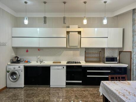 Объявление №6156159 - Баку, м. Элмляр Академиясы, 3-комн., 160 м², 4/18 этаж