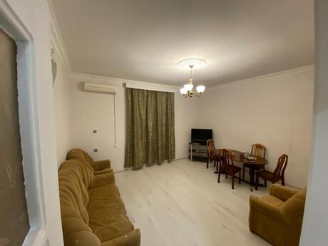 Elan №6156352 - Bakı, Sahil m., 2 otaqlı, 61 m², 3/3 mərtəbə
