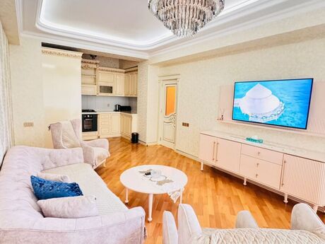 Elan №6156469 - Bakı, Sahil m., 3 otaqlı, 140 m², 7/14 mərtəbə
