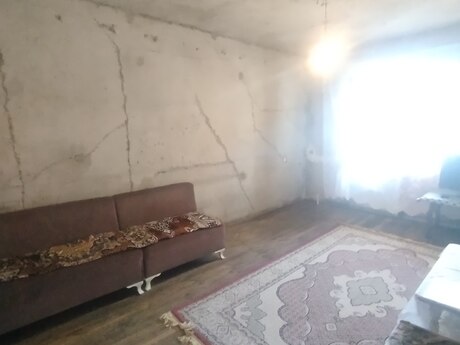 Elan №6156635 - Bakı, Neftçilər m., 4 otaqlı, 100 m², 9/10 mərtəbə