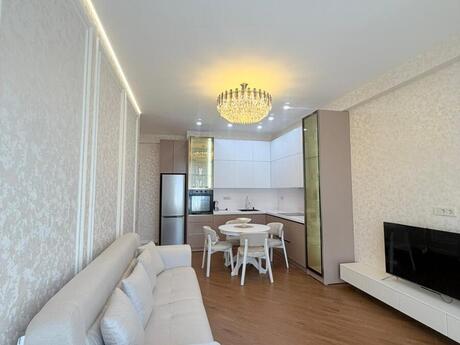 Elan №6156611 - Bakı, Elmlər Akademiyası m., 2 otaqlı, 78 m², 14/18 mərtəbə