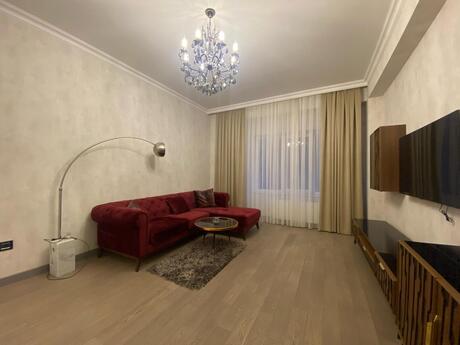 Elan №6156670 - Bakı, Ağ şəhər q., 2 otaqlı, 100 m², 4/8 mərtəbə