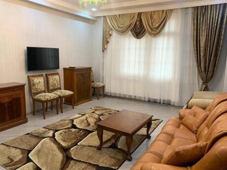 Elan №6156669 - Bakı, 28 May m., 2 otaqlı, 79 m², 16/19 mərtəbə
