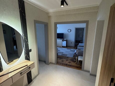 4-room apartment for rent, 140 m², Elmlər Akademiyası: 1 500 ₼/mo 5