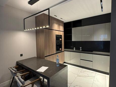 3-room apartment for rent, 130 m², Park Azure: 1 700 ₼/mo 4