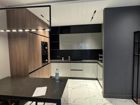 3-room apartment for rent, 130 m², Park Azure: 1 700 ₼/mo 2