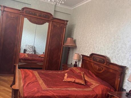 3 otaqlı yeni tikili - İnşaatçılar m. - 120 m²