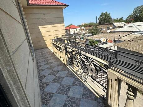 8 otaqlı həyət evi, 340 m², Biləcəri: 325 000 ₼ 5