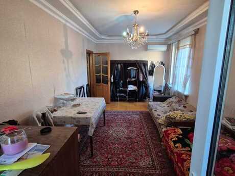 Elan №6156893 - Bakı, Xalqlar Dostluğu m., 1 otaqlı, 40 m², 3/5 mərtəbə