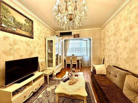 3 otaq · 82 m² · 5/9 mərtəbə, Azadlıq Prospekti