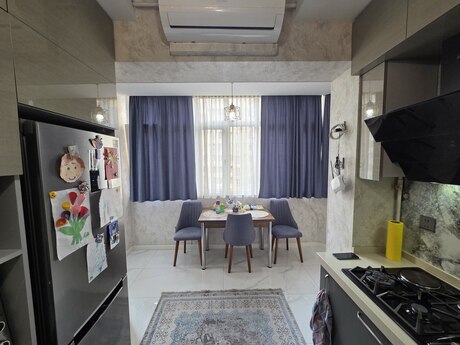 2 rooms · 100 m² · floor 9/16, 8 Noyabr