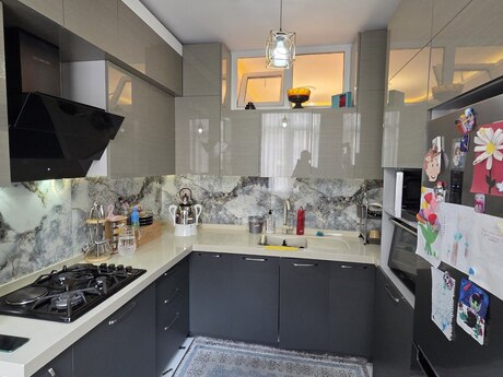 2-room apartment, 100 m², 8 Noyabr: 285 000 ₼ 2