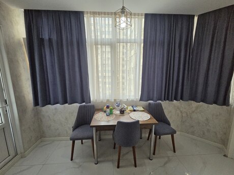 2-room apartment, 100 m², 8 Noyabr: 285 000 ₼ 4