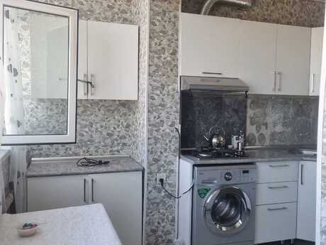 Elan №6157692 - Bakı, Qara Qarayev m., 2 otaqlı, 65 m², 9/9 mərtəbə