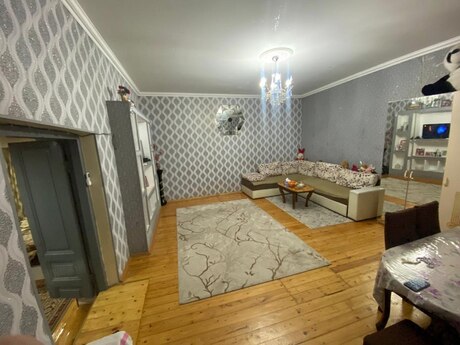 Elan №6157886 - Bakı, Qaraçuxur q., 3 otaqlı, 100 m²