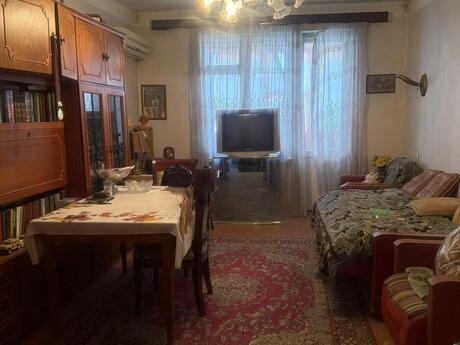 Elan №6157952 - Bakı, Xalqlar Dostluğu m., 3 otaqlı, 85 m², 2/5 mərtəbə