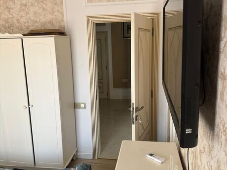 Объявление №6158009 - Баку, Хазарский р., 4-комн., 130 м²