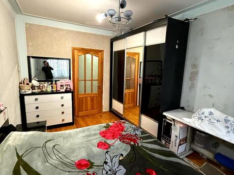 4-комн. вторичка - м. Ази Асланов - 110 м²