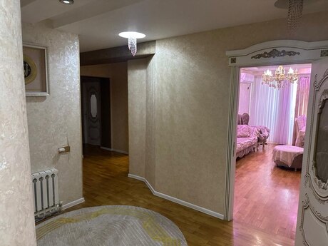 3 otaqlı mənzil, 115 m², Bakıxanov: 185 000 ₼ 3